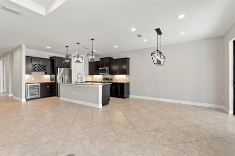 Casa en venta en North Port, Florida, 4 dormitorios, 265.33 m2 № 2409841 - foto 10