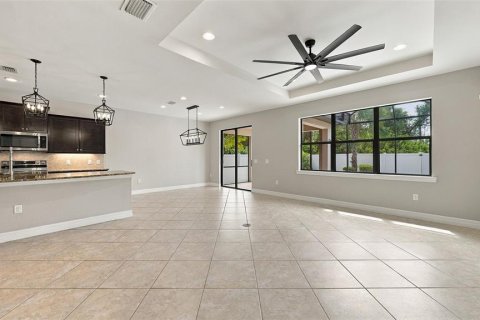 Casa en venta en North Port, Florida, 4 dormitorios, 265.33 m2 № 2409841 - foto 6