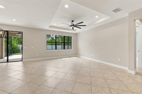Casa en venta en North Port, Florida, 4 dormitorios, 265.33 m2 № 2409841 - foto 9