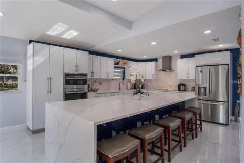 House in Eustis, Florida 6 bedrooms, 377 sq.m. № 1778564 - photo 26