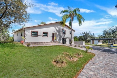 House in Eustis, Florida 6 bedrooms, 377 sq.m. № 1778564 - photo 24