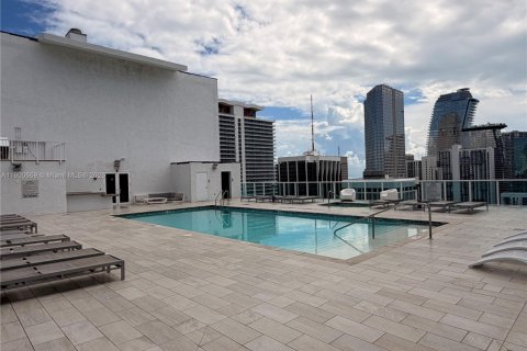 Apartamento en alquiler en Miami, Florida, 1 dormitorio, 71.53 m2 № 1951975 - foto 17