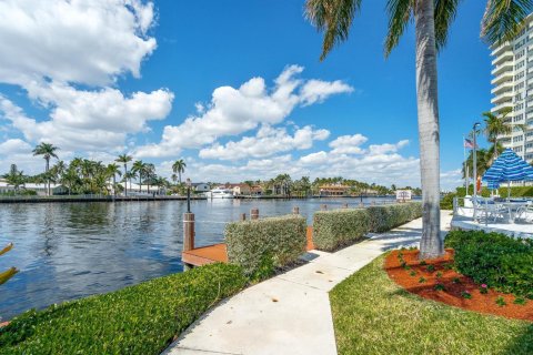 Copropriété à vendre à Fort Lauderdale, Floride: 1 chambre, 74.32 m2 № 2182398 - photo 13