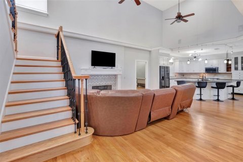 Villa ou maison à louer à Eustis, Floride: 4 chambres, 340.95 m2 № 2288077 - photo 27
