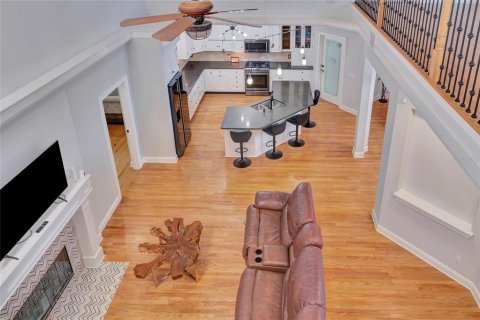 Villa ou maison à louer à Eustis, Floride: 4 chambres, 340.95 m2 № 2288077 - photo 30