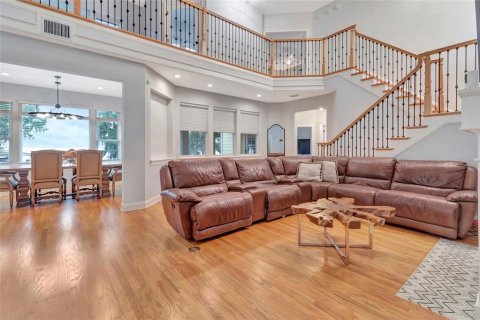 Villa ou maison à louer à Eustis, Floride: 4 chambres, 340.95 m2 № 2288077 - photo 11