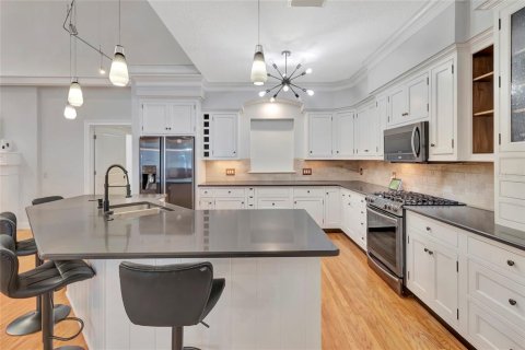 Villa ou maison à louer à Eustis, Floride: 4 chambres, 340.95 m2 № 2288077 - photo 5