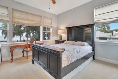 Villa ou maison à louer à Eustis, Floride: 4 chambres, 340.95 m2 № 2288077 - photo 24