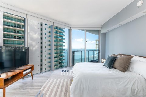 Condominio en alquiler en Miami, Florida, 2 dormitorios, 92.62 m2 № 1997746 - foto 15