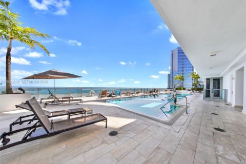 Condominio en alquiler en Miami, Florida, 2 dormitorios, 92.62 m2 № 1997746 - foto 22