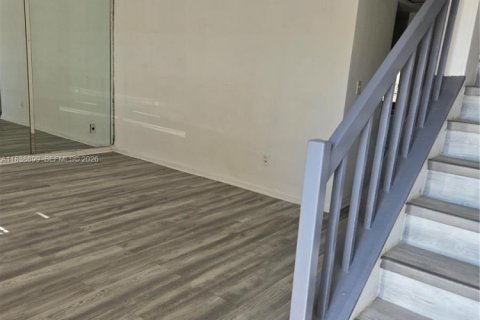 Купить таунхаус в Майами-Гарденс, Флорида 3 спальни, 109.44м2, № 2021046 - фото 9