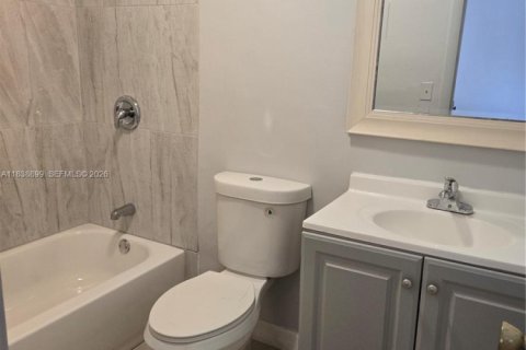 Купить таунхаус в Майами-Гарденс, Флорида 3 спальни, 109.44м2, № 2021046 - фото 26