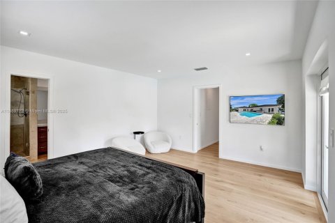 Снять в аренду виллу или дом в Пальметто-Бей, Флорида 4 спальни, 207.54м2, № 1938955 - фото 17