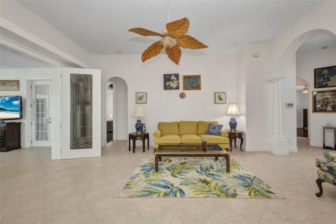 Casa en venta en Port Charlotte, Florida, 3 dormitorios, 230.86 m2 № 1749271 - foto 6
