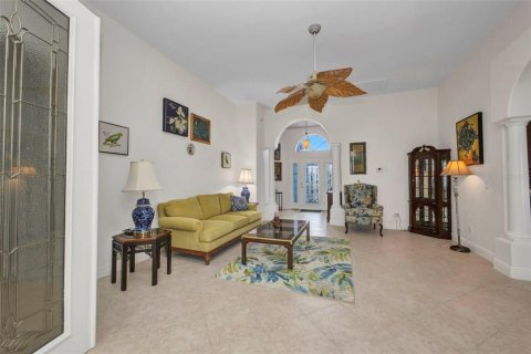 Casa en venta en Port Charlotte, Florida, 3 dormitorios, 230.86 m2 № 1749271 - foto 5