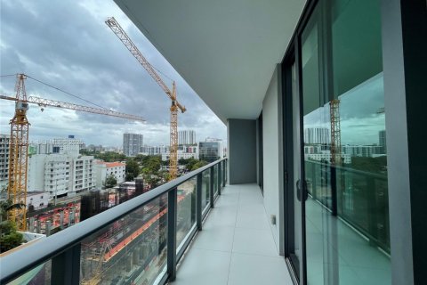 Condominio en venta en Miami, Florida, 1 dormitorio, 69.31 m2 № 2424447 - foto 7