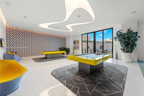 Condominio en venta en Miami, Florida, 1 dormitorio, 69.31 m2 № 2424447 - foto 25