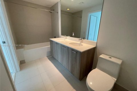 Condominio en venta en Miami, Florida, 1 dormitorio, 69.31 m2 № 2424447 - foto 12