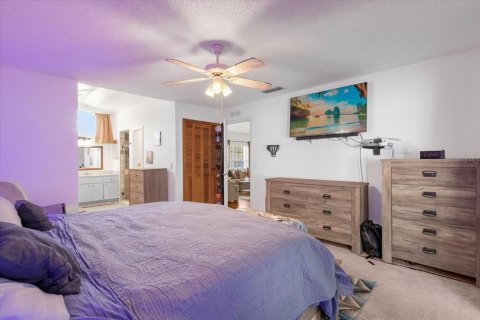 House in Deltona, Florida 3 bedrooms, 172.24 sq.m. № 1343284 - photo 25