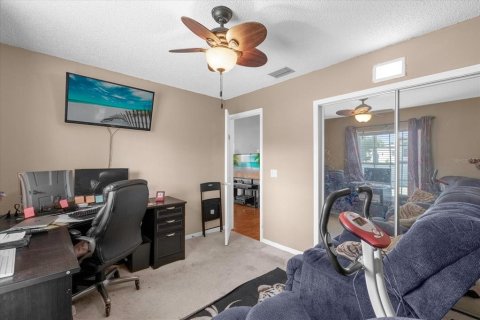 House in Deltona, Florida 3 bedrooms, 172.24 sq.m. № 1343284 - photo 27