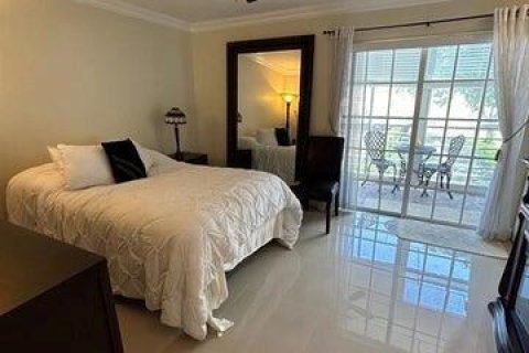 Condo in Sunrise, Florida, 1 bedroom № 2083711 - photo 8
