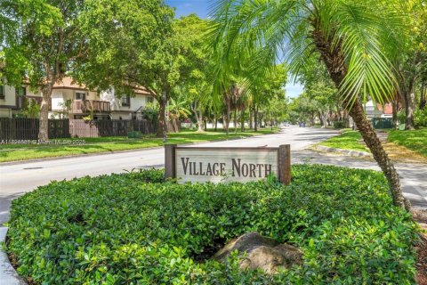 Adosado en alquiler en Miami, Florida, 2 dormitorios, 119.84 m2 № 1950735 - foto 22