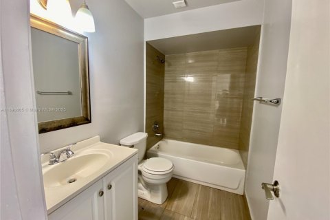Adosado en alquiler en Miami, Florida, 2 dormitorios, 119.84 m2 № 1950735 - foto 12