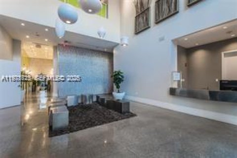 Copropriété à louer à Miami, Floride № 2042253 - photo 9