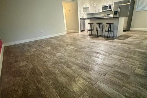 Condominio en alquiler en Orlando, Florida, 2 dormitorios, 88.54 m2 № 1795005 - foto 3
