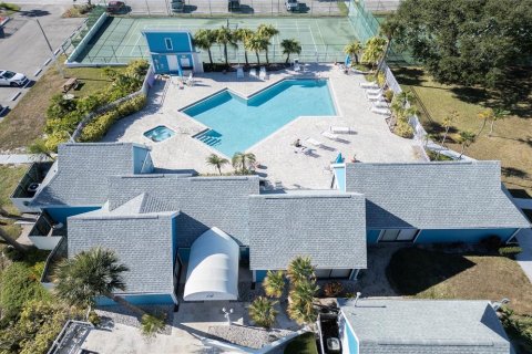 Condo in Palm Harbor, Florida, 2 bedrooms  № 2379486 - photo 9