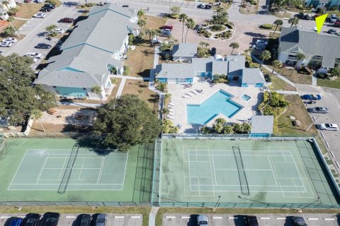 Condo in Palm Harbor, Florida, 2 bedrooms  № 2379486 - photo 6