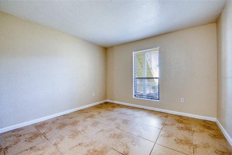 Condo in Palm Harbor, Florida, 2 bedrooms  № 2379486 - photo 13