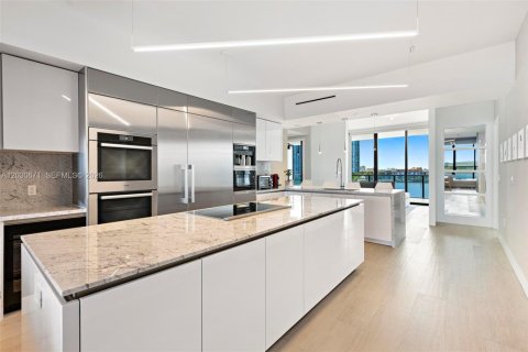 Condo in Aventura, Florida, 3 bedrooms № 2154563 - photo 14