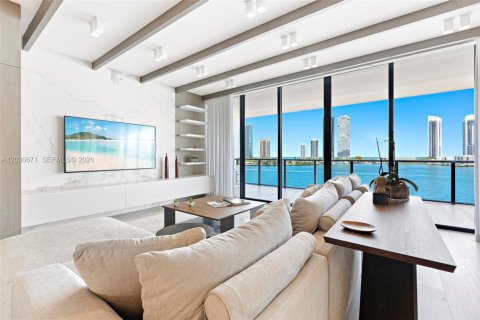 Condo in Aventura, Florida, 3 bedrooms № 2154563 - photo 9
