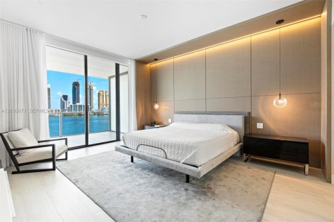 Condo in Aventura, Florida, 3 bedrooms № 2154563 - photo 18