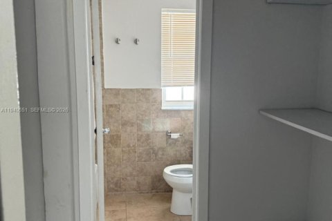 Снять в аренду виллу или дом в Майами-Бич, Флорида 578.97м2, № 2004134 - фото 6