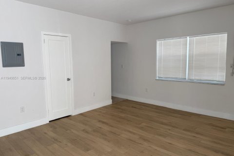 Снять в аренду виллу или дом в Майами-Бич, Флорида 578.97м2, № 2004134 - фото 4