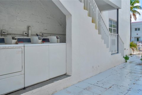 Снять в аренду виллу или дом в Майами-Бич, Флорида 578.97м2, № 2004134 - фото 14