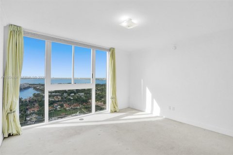 Condominio en alquiler en Miami Beach, Florida, 2 dormitorios, 128.21 m2 № 2009194 - foto 29