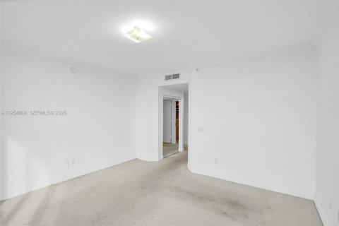Condominio en alquiler en Miami Beach, Florida, 2 dormitorios, 128.21 m2 № 2009194 - foto 30