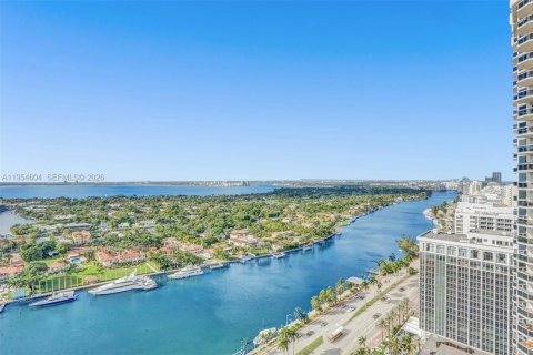 Condominio en alquiler en Miami Beach, Florida, 2 dormitorios, 128.21 m2 № 2009194 - foto 8