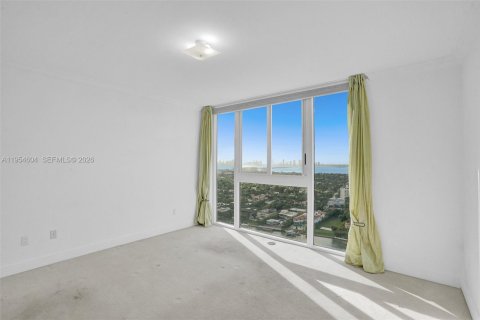 Condominio en alquiler en Miami Beach, Florida, 2 dormitorios, 128.21 m2 № 2009194 - foto 28