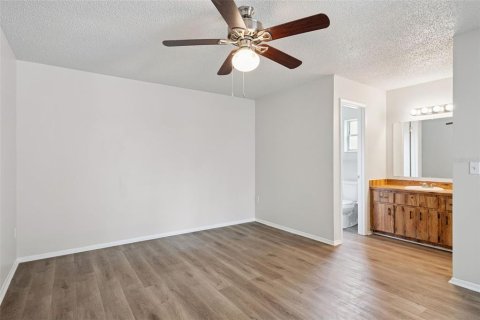 Villa ou maison à vendre à Sanford, Floride: 3 chambres, 113.43 m2 № 2415499 - photo 9