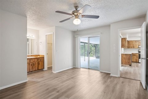 Villa ou maison à vendre à Sanford, Floride: 3 chambres, 113.43 m2 № 2415499 - photo 10