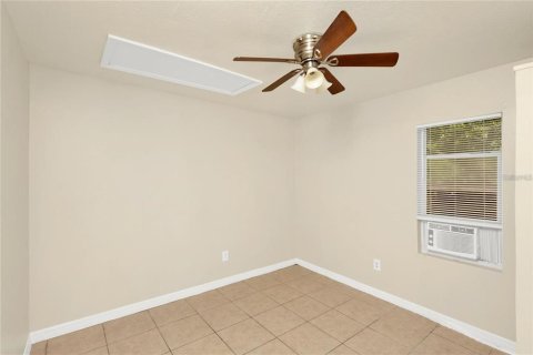 Immobilier commercial à vendre à DeLand, Floride: 3 chambres, 159.42 m2 № 1877252 - photo 16