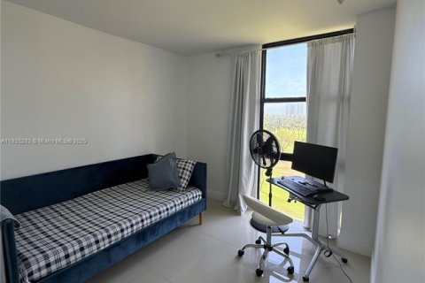 Купить кондоминиум в Авентура, Флорида 2 спальни, 107.49м2, № 1880307 - фото 10