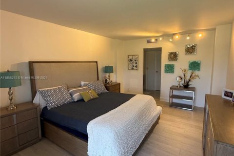 Купить кондоминиум в Авентура, Флорида 2 спальни, 107.49м2, № 1880307 - фото 7