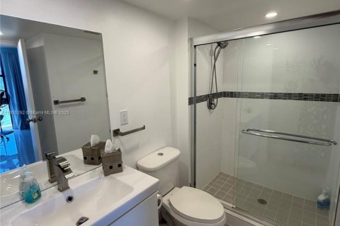 Купить кондоминиум в Авентура, Флорида 2 спальни, 107.49м2, № 1880307 - фото 9