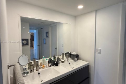 Купить кондоминиум в Авентура, Флорида 2 спальни, 107.49м2, № 1880307 - фото 6