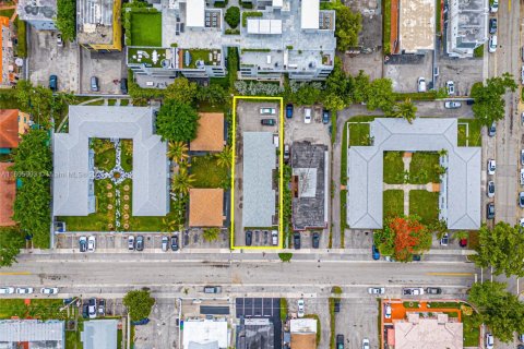 Commercial property in Miami, Florida № 1227990 - photo 10